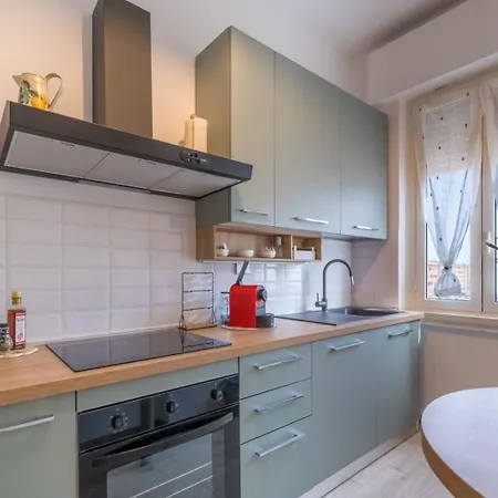 San Giovanni Charming Apartamento *