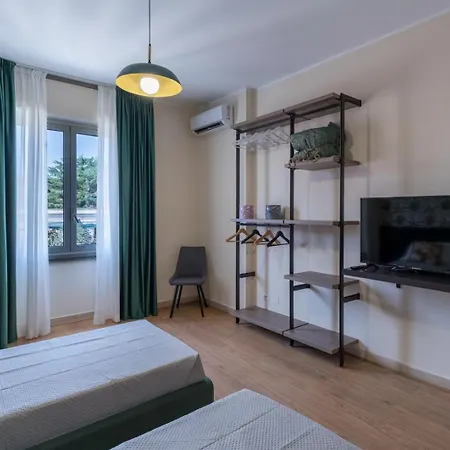 San Giovanni Charming Apartamento *